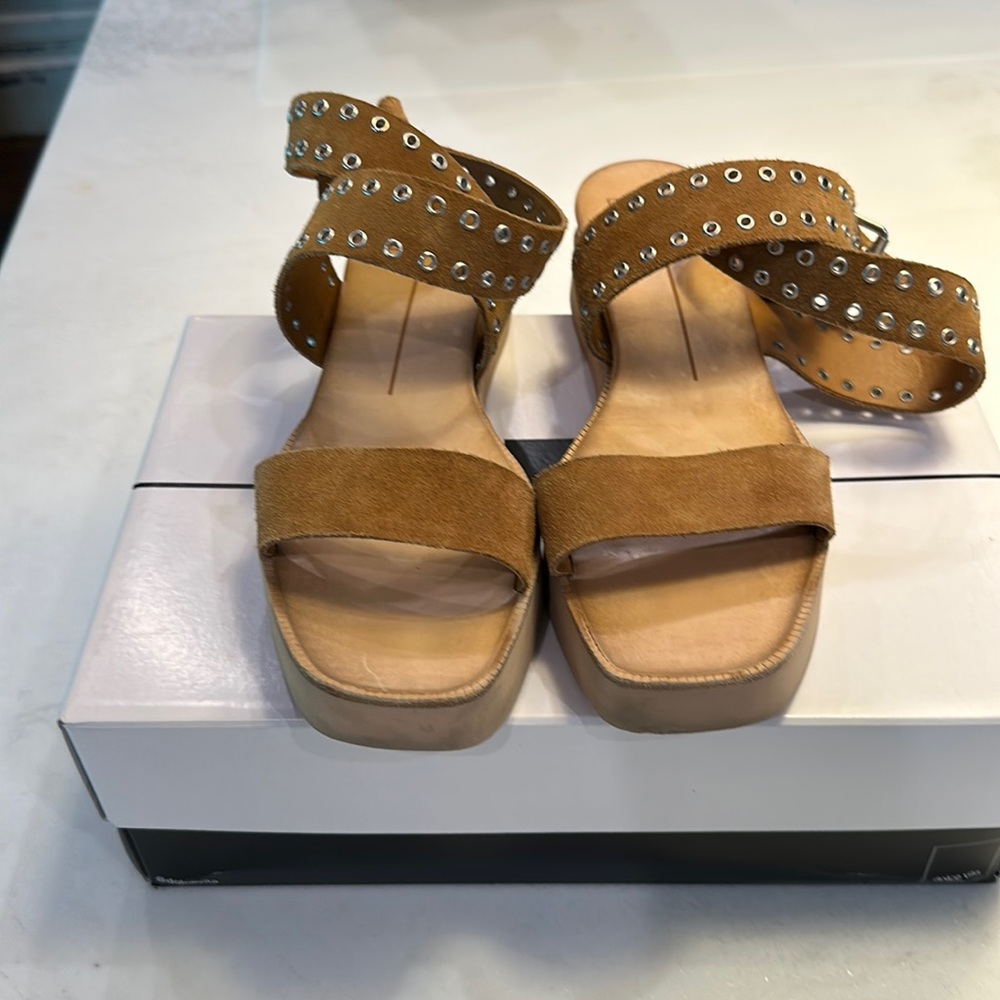 Dolce Vita prank Studded Flatform Sandal size 8